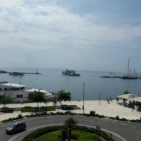 La Bayadere * Σπλιτ